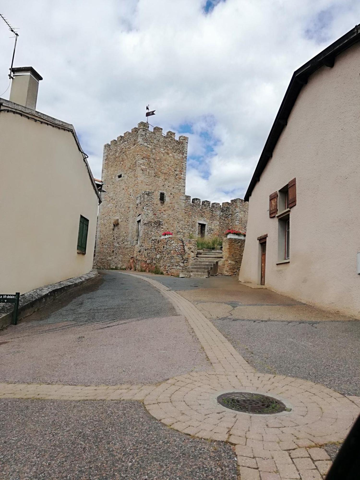 Clos Germanois Saint-Germain-Laval  المظهر الخارجي الصورة